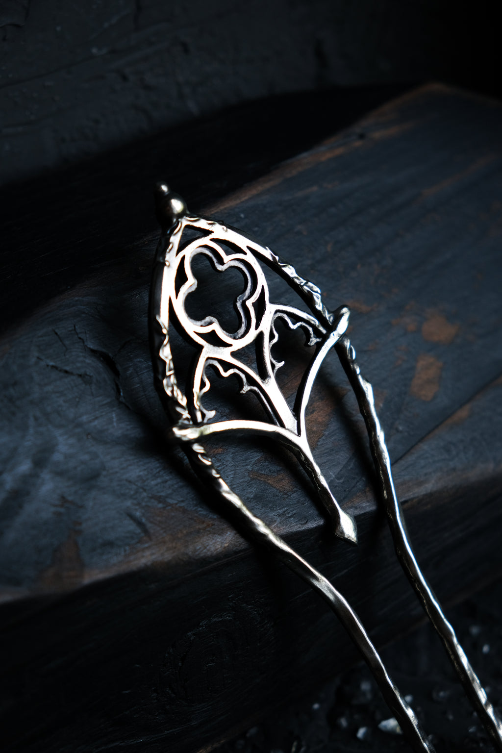 Gothic window hairpin
