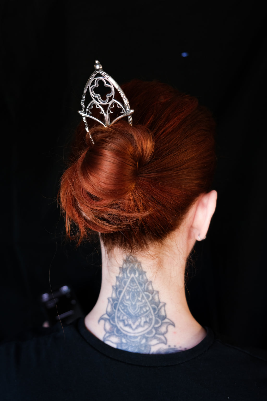 Gothic window hairpin