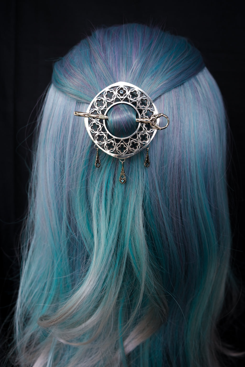 Gothic window hairpin