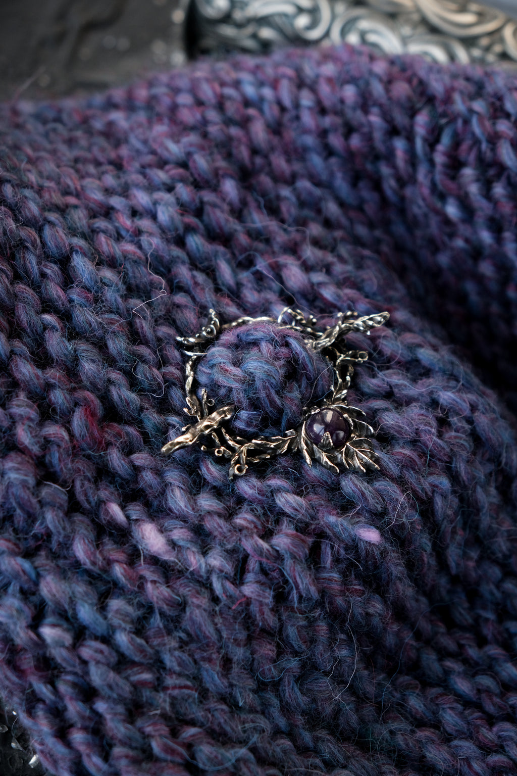 Elven leaf hairpin with amethyst