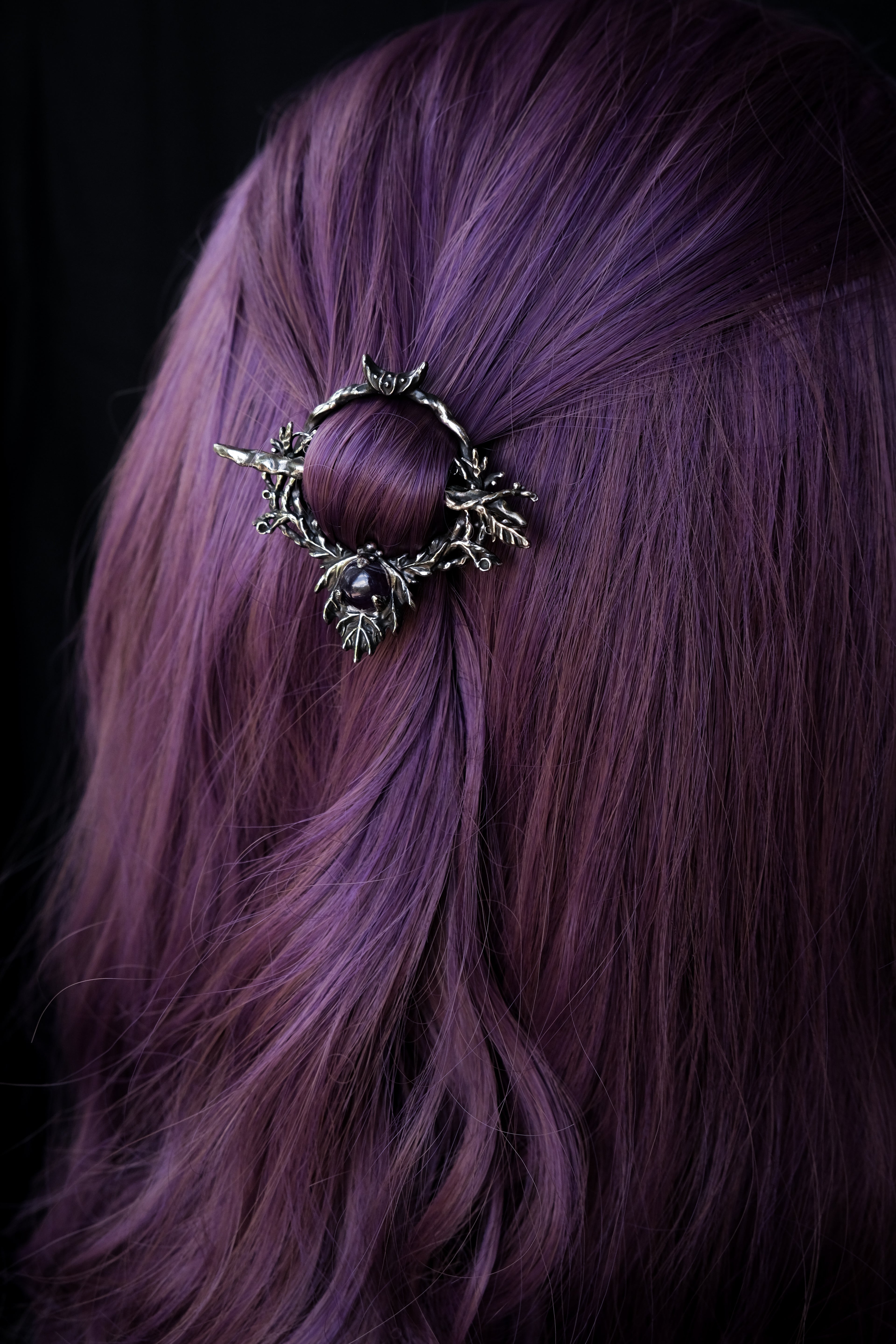 Elven leaf hairpin with amethyst