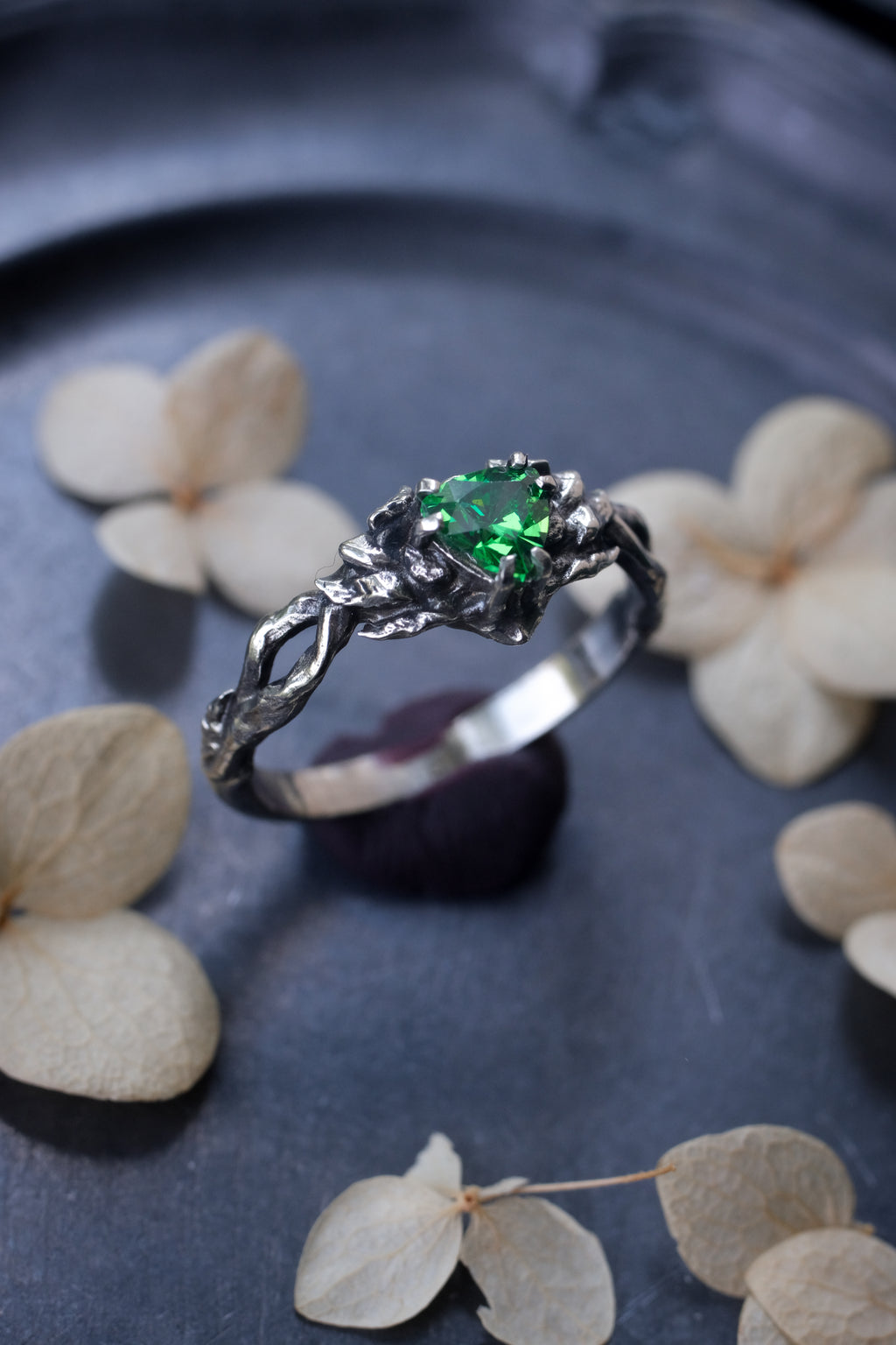 Elven branch ring with green fianite
