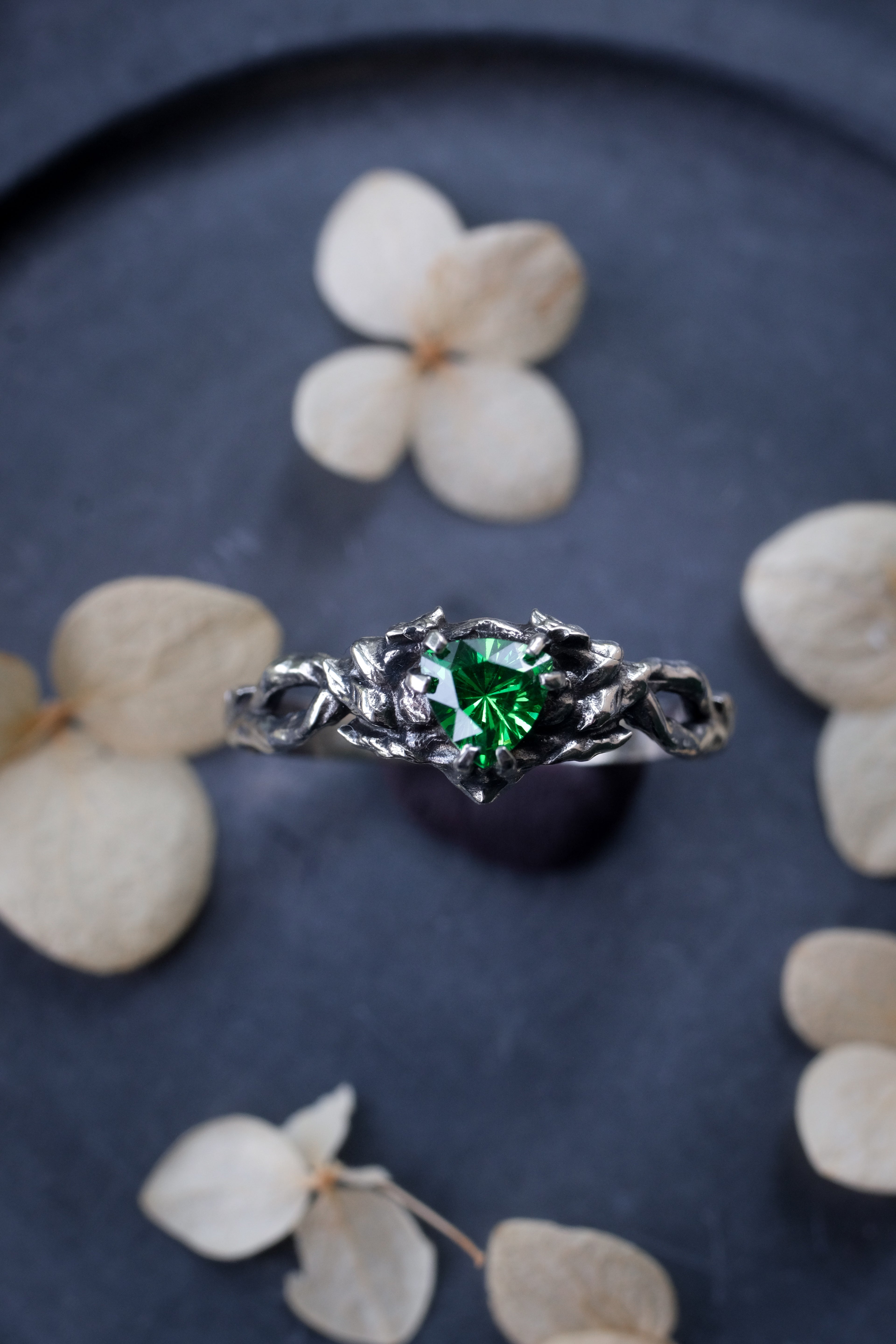 Elven branch ring with green fianite