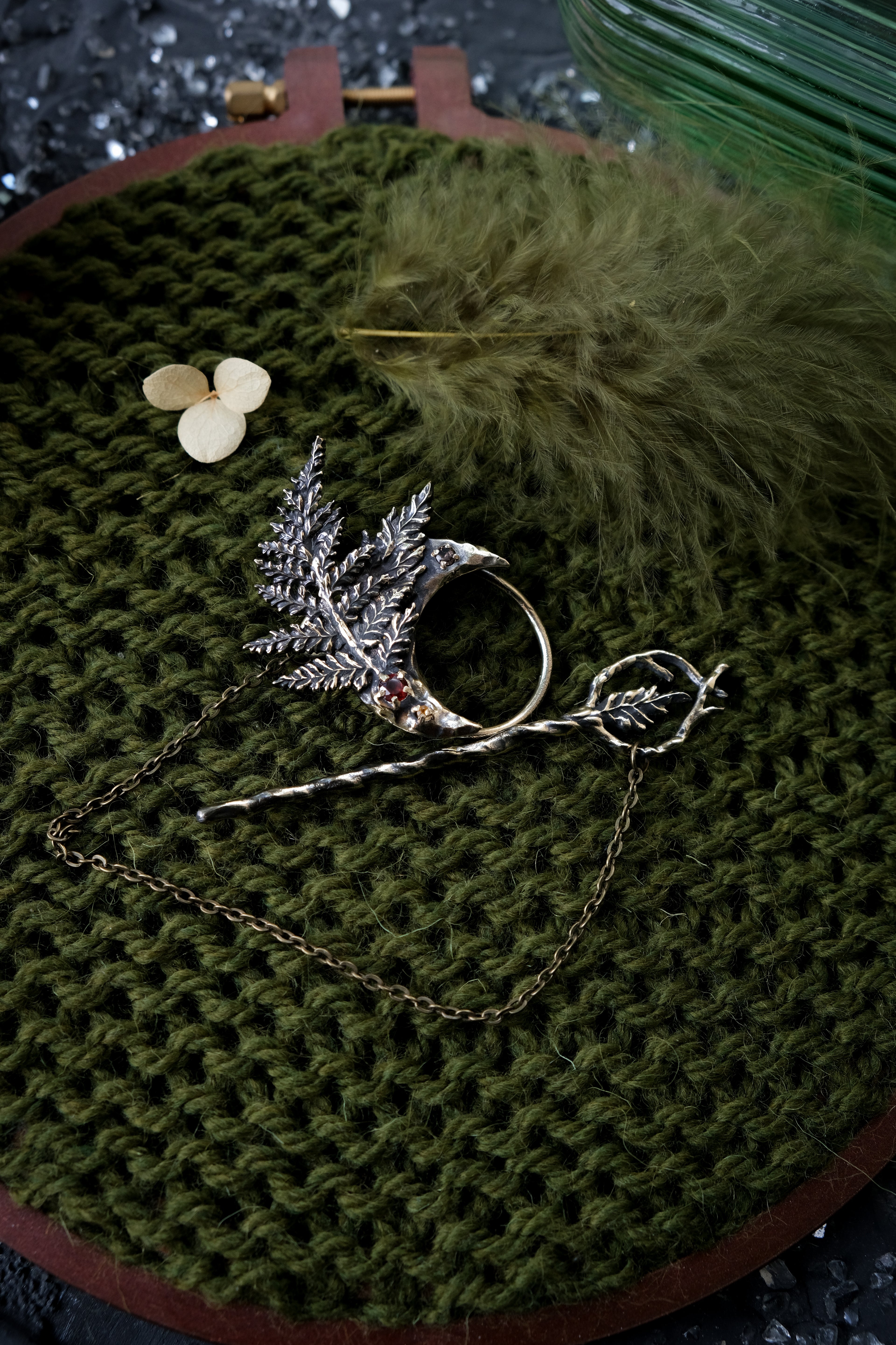 Crescent moon hairpin with ferns (garnet, rauchtopaz,citrine)