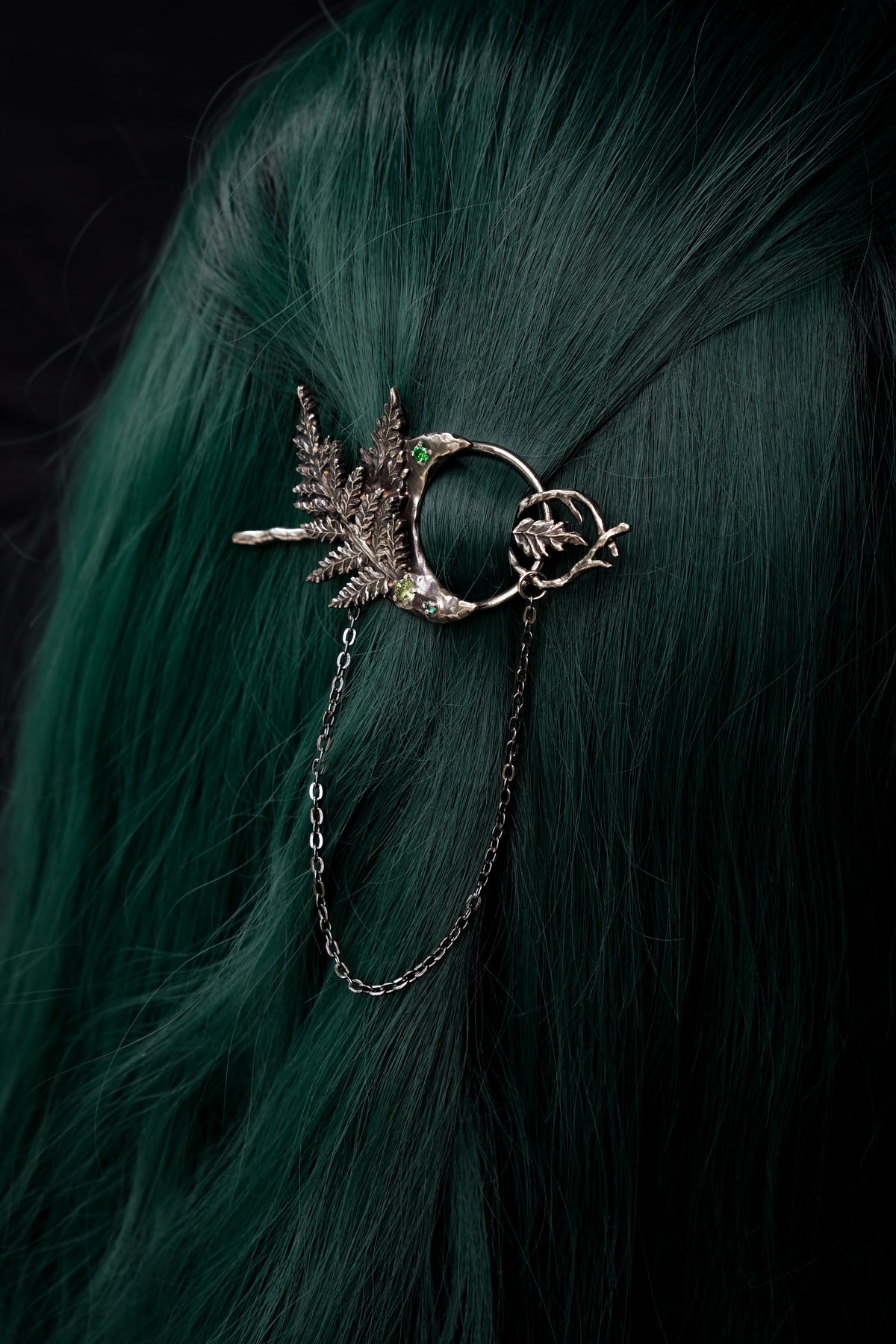 Crescent moon hairpin with ferns (chrisolite, fianite, agate)