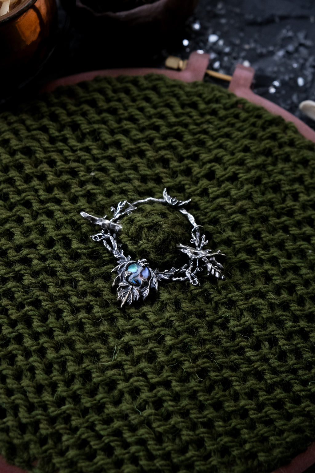 Elven leaf hairpin with heliotrope