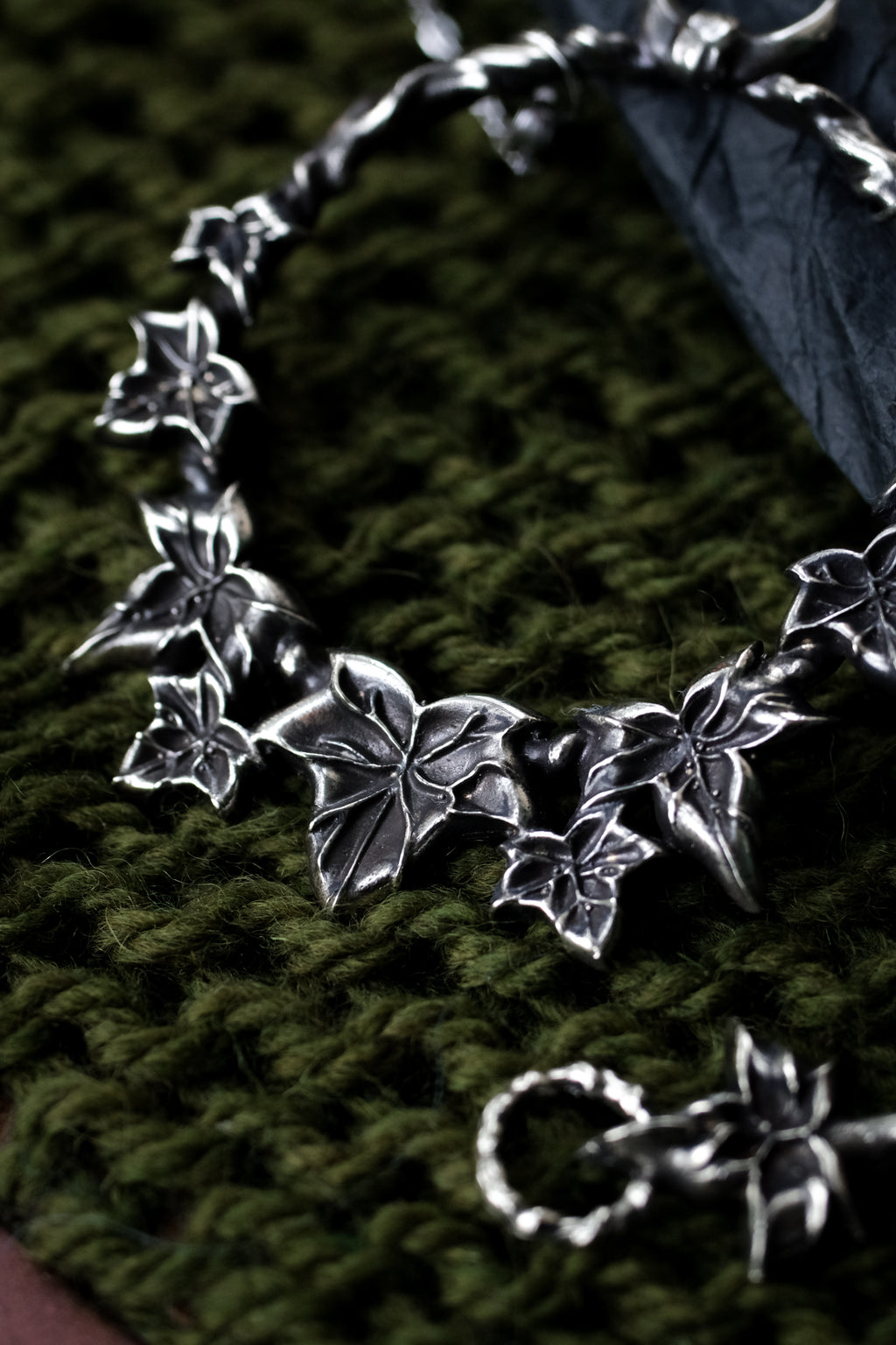 Ivy hairpin