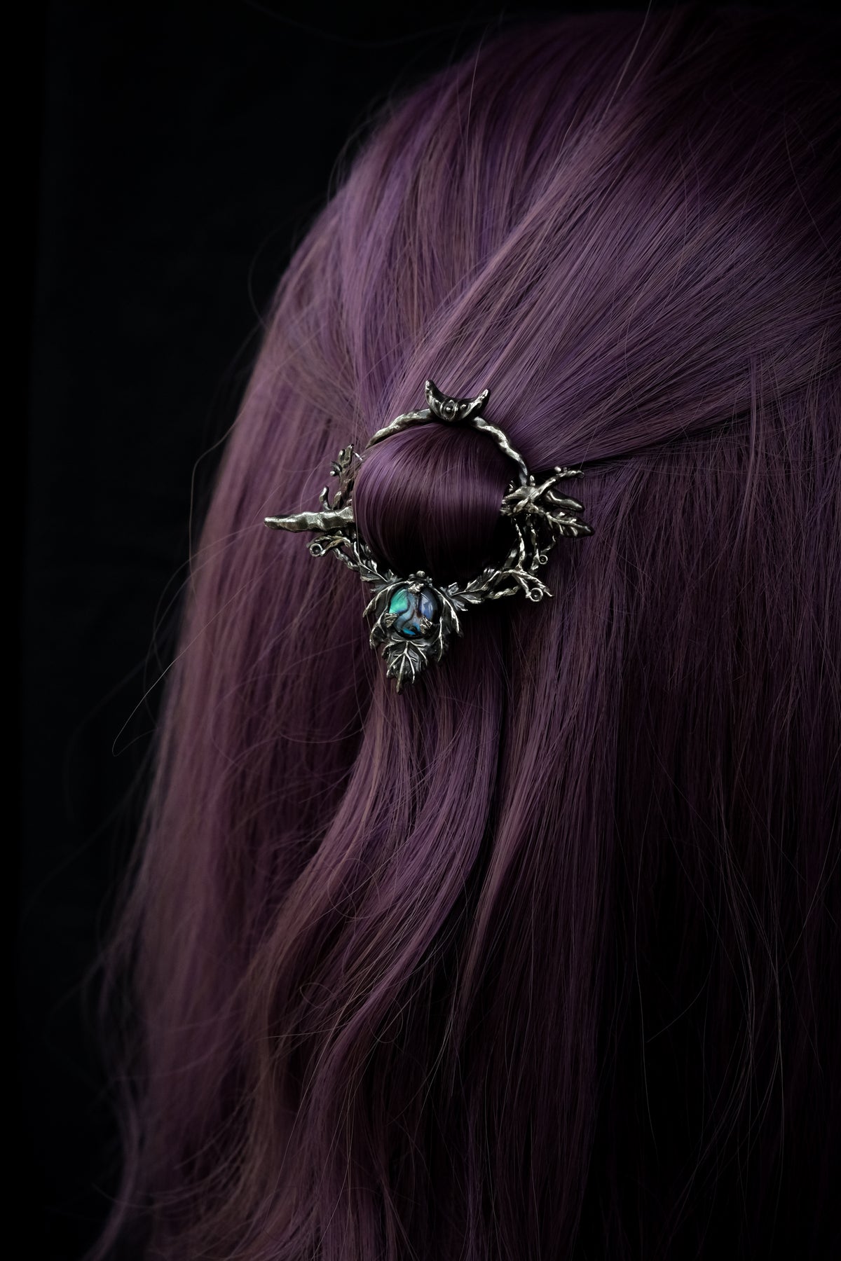 Elven leaf hairpin with heliotrope